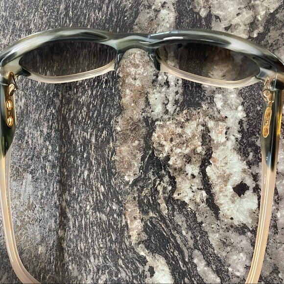 Celine authentic sunglasses. Good used conditions - Picture 10 of 11